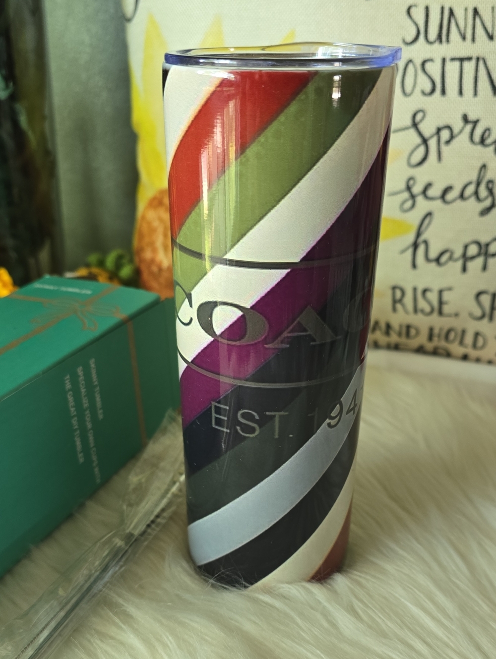 NWT Travel Tumbler With Lid And Straw, And Scrubber, Off BRAND
